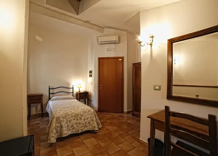 Отель Luna San Felice sul Panaro