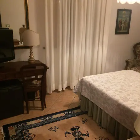 Luna Hotel 3*