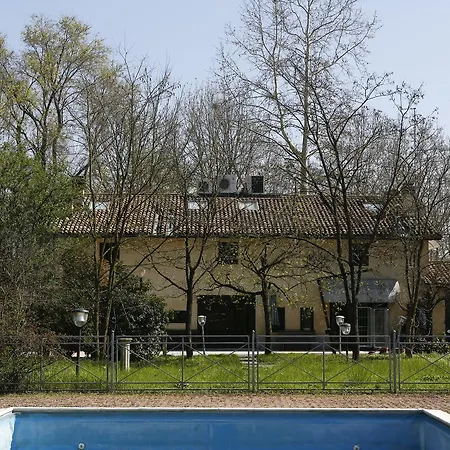 Luna San Felice sul Panaro