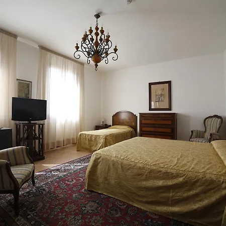 Hotel Luna 3*