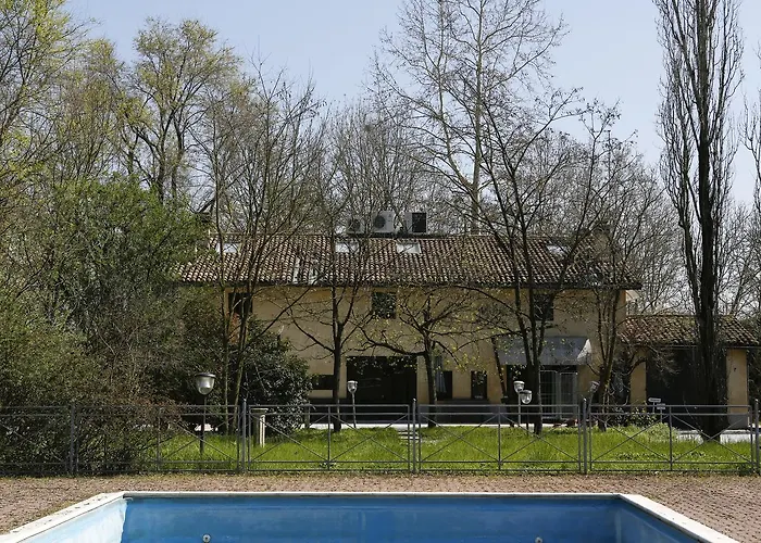 Luna San Felice sul Panaro